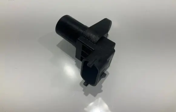 Mercedes-Benz CLS C219 Camshaft position sensor A0051531328 132T09 1431