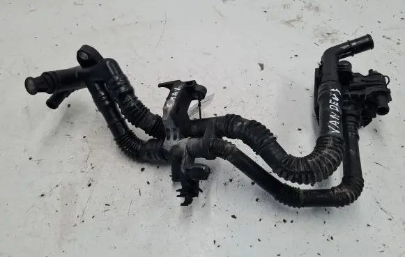 Ford C-MAX I Engine coolant pipe/hose 9647768980