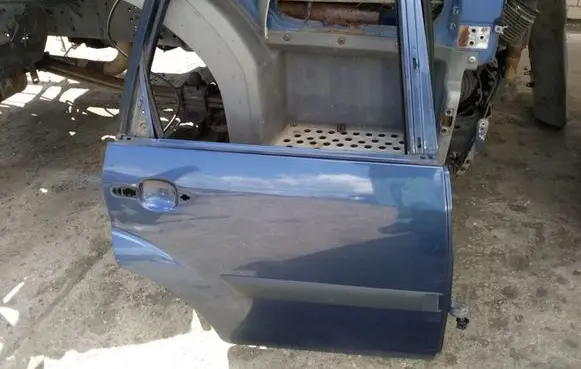 Ford Fiesta Rear door