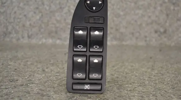 BMW 5 E39 Electric window control switch 6904306 716449