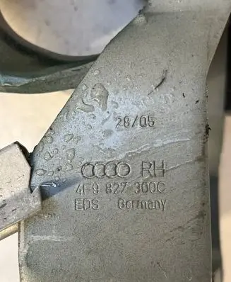 Audi A6 S6 C6 4F Tailgate/trunk/boot hinge 4F9827300C