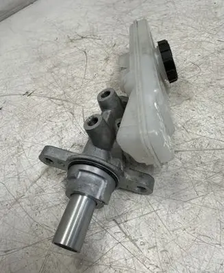 Tesla Model 3 Master brake cylinder 843324