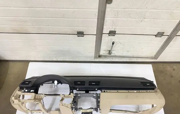 Volkswagen PASSAT CC Dashboard 3C1857004AH