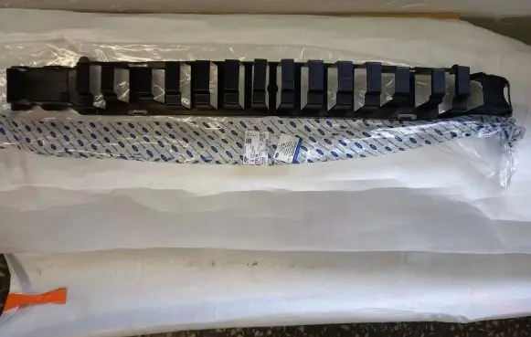 Ford Focus Front bumper cross member JX7B17E898A1