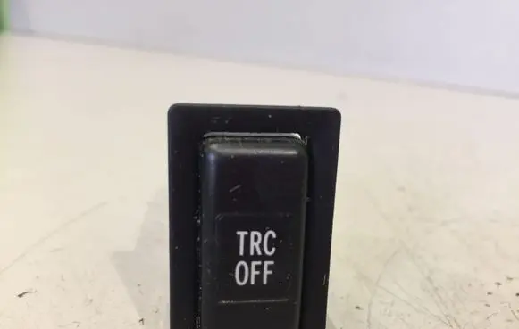 Traction control (ASR) switch