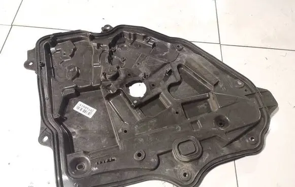Mazda 5 Front door electric window regulator 