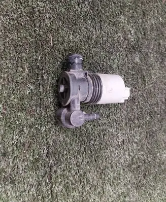 Toyota Auris E180 Windscreen/windshield washer pump 1020974 141210C