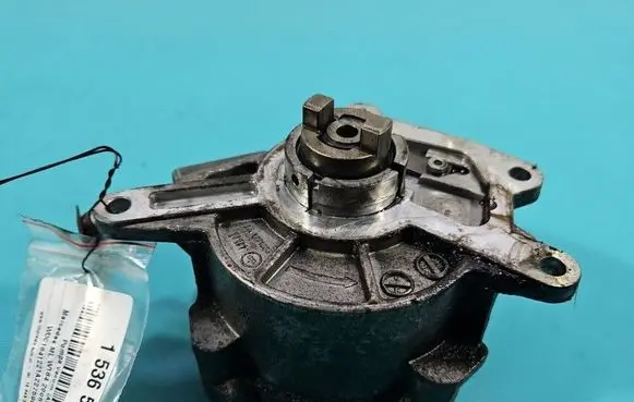 Mercedes-Benz ML W164 Vacuum pump A6422300165 IMPRK1536567
