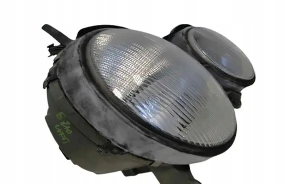 Mercedes-Benz E W210 Headlight/headlamp A2108202861