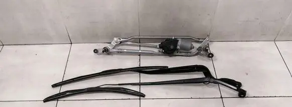 Land Rover Range Rover L405 Front wiper linkage and motor CPLA17500BD