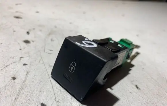 Central locking switch button