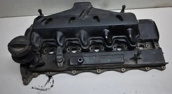 Volvo V70 Rocker cam cover 08675978