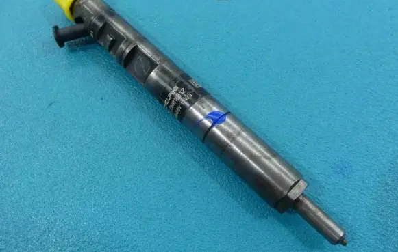 Ford Focus Fuel injector EJBR01601Z IMPRK1017017