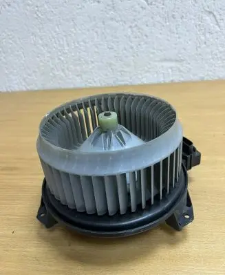 BMW 3 E46 Air conditioning (A/C) fan (condenser) 0130101100 D8299
