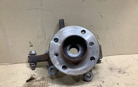 Dacia Spring Front wheel hub