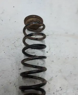 Volkswagen Touran I Rear coil spring
