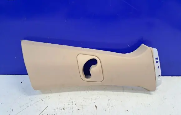 BMW X5 E70 (B) pillar trim (top) 15671812