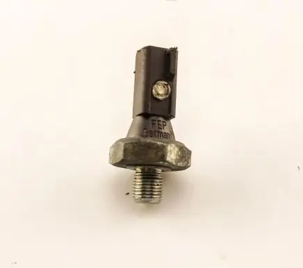 Audi A4 S4 B8 8K Oil pressure sensor 038919081H