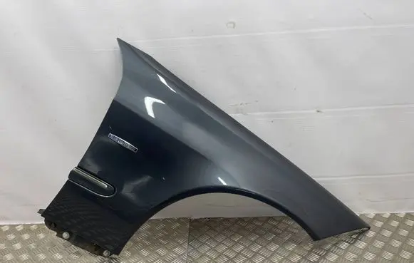 Mercedes-Benz CLC CL203 Fender 