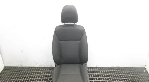 Honda HR-V Front driver seat 
