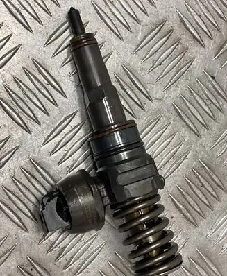 Audi A3 S3 8L Fuel injector 038130073AG