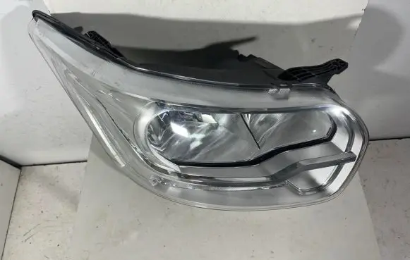 Ford Transit Headlight/headlamp 01037011200010 BK3113W029BF