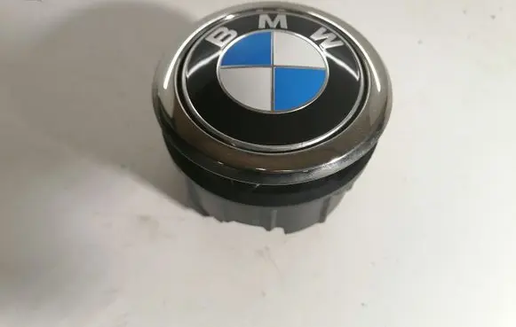 BMW 1 F20 F21 Tailgate/boot open switch button 7270728