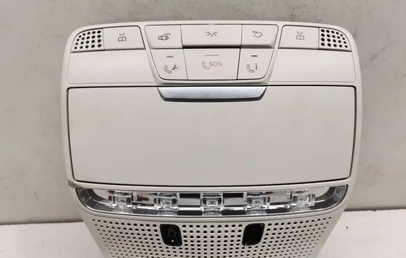 Mercedes-Benz C W205 Front seat light A0009062605 A0009008806