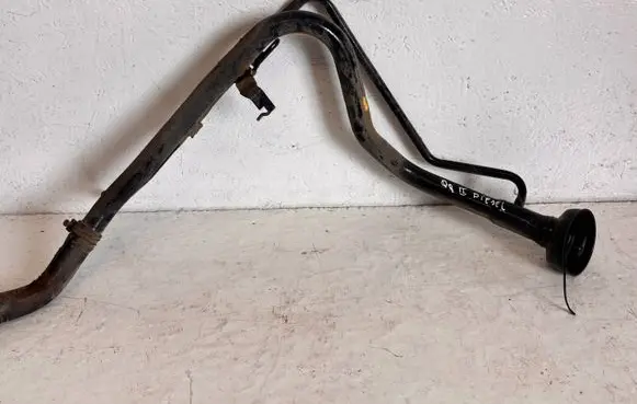 Nissan Qashqai Fuel tank filler neck pipe RURAPALIWA