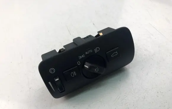 Volvo V40 Light switch 31443831