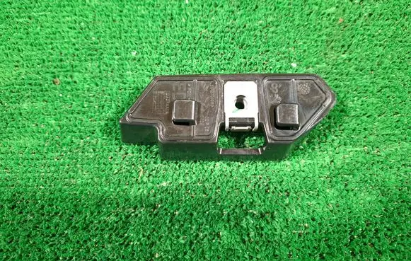Peugeot 408 II Front bumper mounting bracket 9840705380