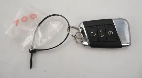 Volkswagen PASSAT B8 Ignition key/card 3G0959752