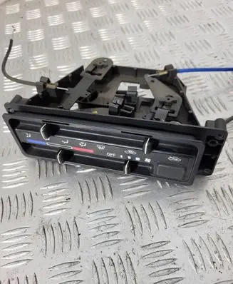 Suzuki Jimny Climate control/heater control trim 