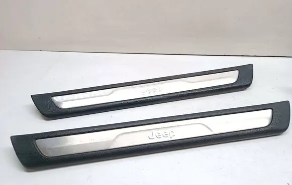 Jeep Grand Cherokee Front sill trim cover 1NC80DX9AB 1NC81DX9AB