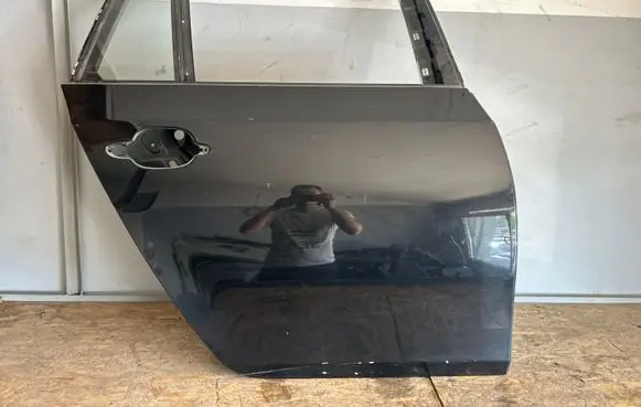 BMW 5 E60 E61 Rear door