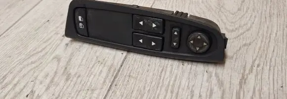 Fiat Stilo Electric window control switch A047 B569