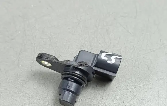 Subaru Forester SK Camshaft speed sensor 