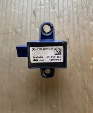 Mercedes-Benz E W212 Airbag deployment crash/impact sensor A2128205026 5WK43873