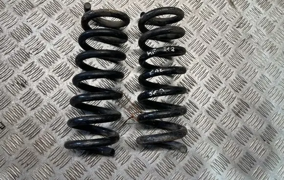 Mercedes-Benz E W212 Rear coil spring
