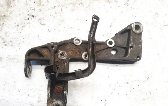 Skoda Octavia Mk2 (1Z) Engine mounting bracket en1706aca1s111 en1706-ac-a1s111