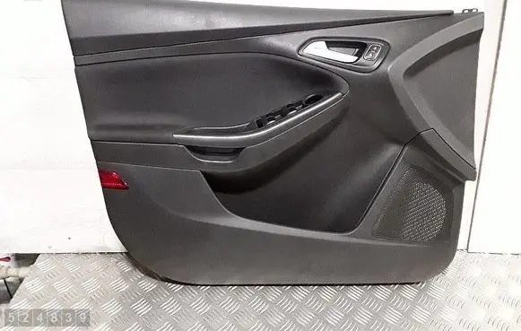 Ford Focus Front door card panel trim F1EBA23943A