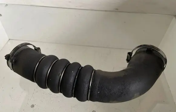 Audi A6 S6 C6 4F Intercooler hose/pipe 4F0145738F