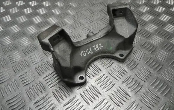 BMW X6 F16 EGR valve cooler bracket 6776523 VD18787