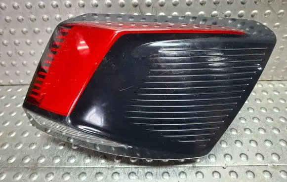 Peugeot 3008 II Rear/tail lights S26282577 9810477080