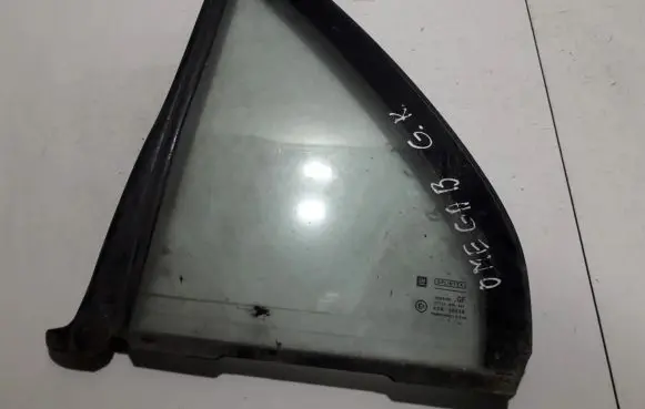 Opel Omega B1 Rear vent window glass 