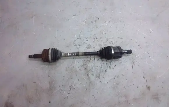 KIA Carens II Front driveshaft