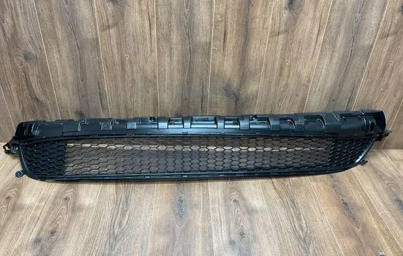 Renault Trafic III (X82) Front bumper lower grill 622544919R