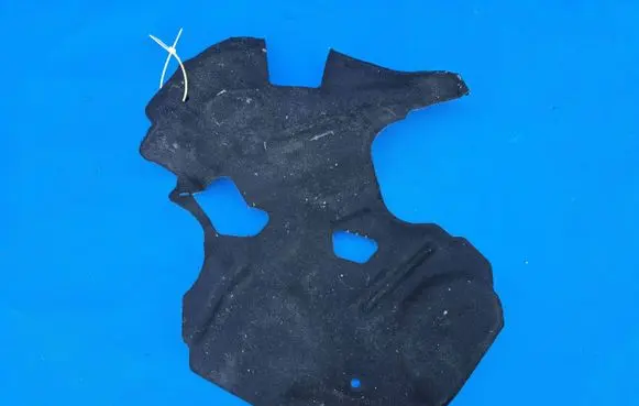 BMW 5 F10 F11 Heat shield in engine bay 8514331