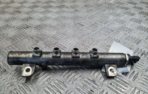 Opel Astra H Fuel main line pipe 0445214122