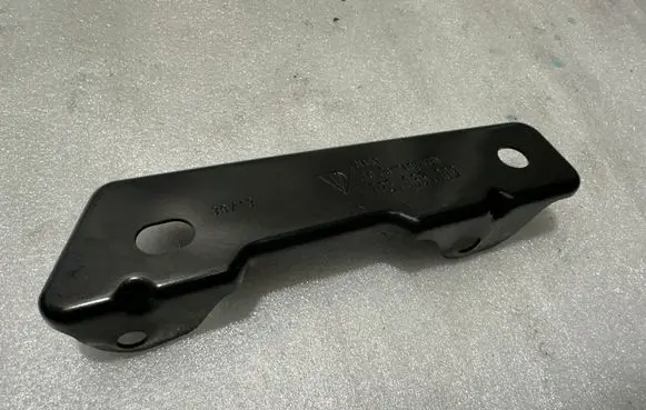 Porsche Cayenne (92A) Navigation GPS unit bracket/holder 7P5035209